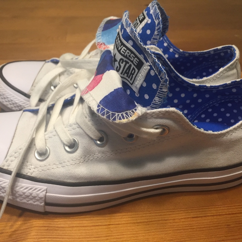 White Converse - Picture 3 of 5
